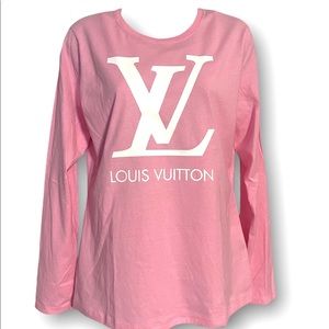 Super cute pink long sleeve boutique top